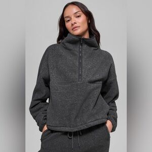 NWT - ALO Yoga - Polar Fleece Retreat Cover Up - Dark Heather Gray